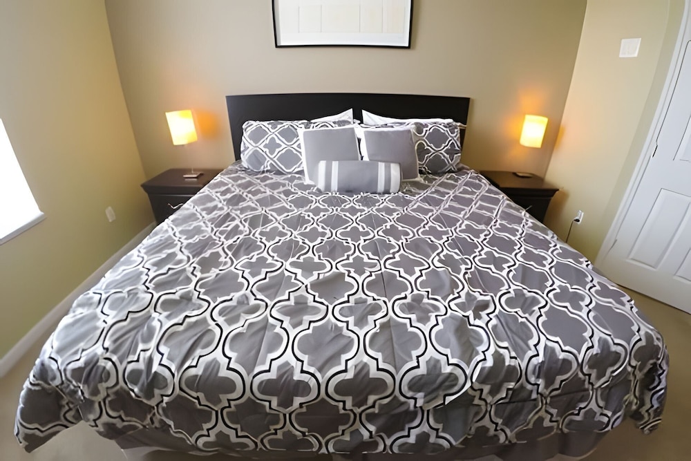 Windsor Hills 3BR Condo Near Disney Parks
