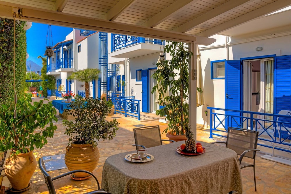 Bbq, Backyard, Of Amoudara, Full Kitchen, Parking-3