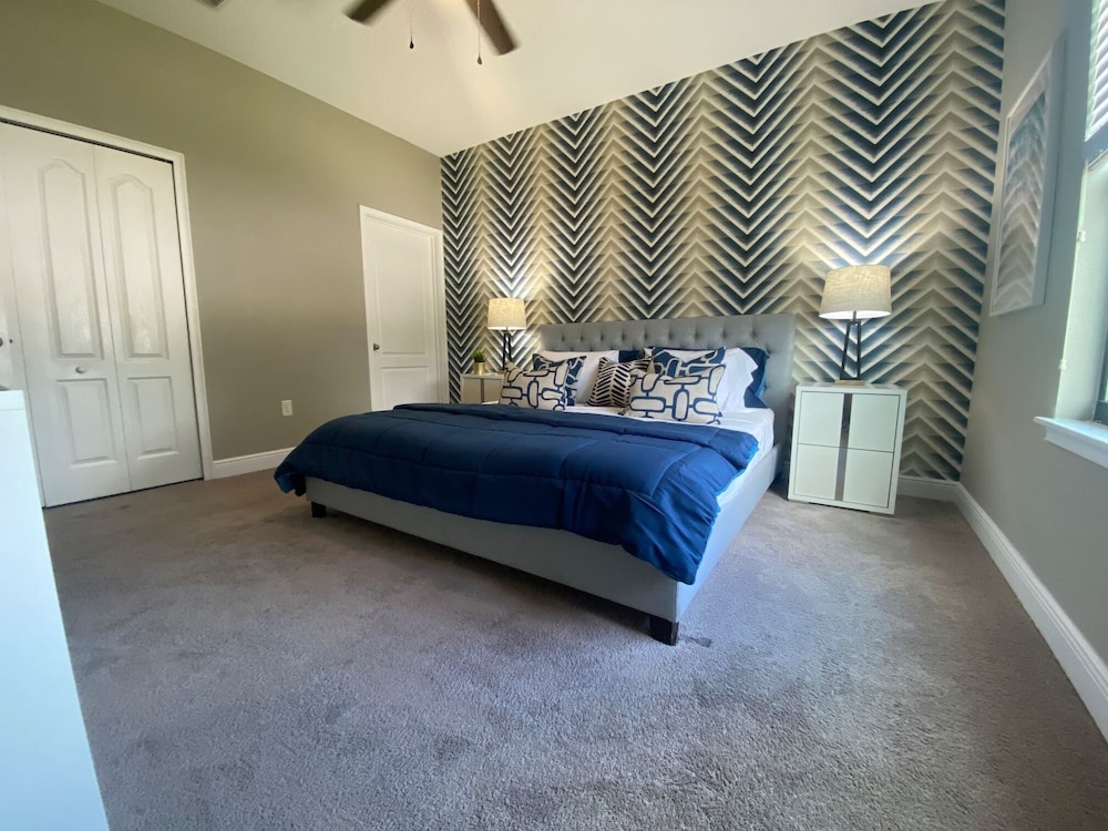 Balmoral Resort-166kb 4 Bedroom Home by RedAwning view 3