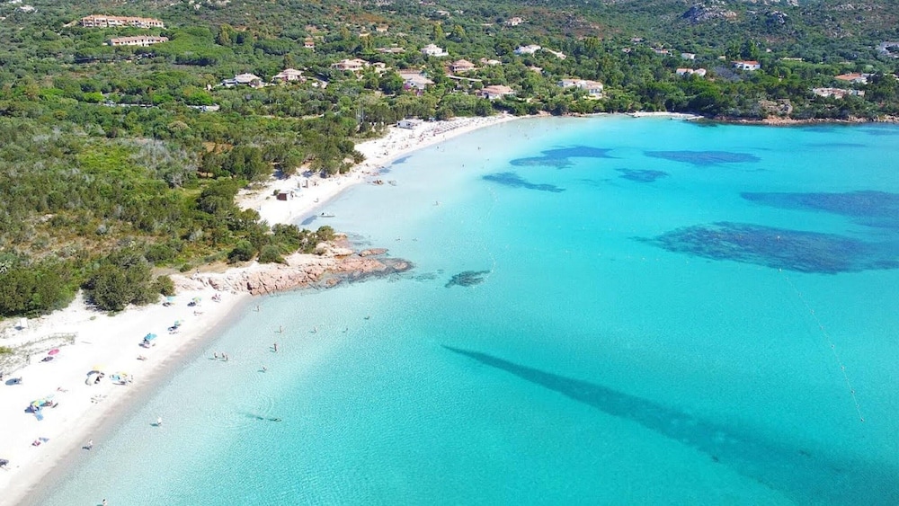 Apartment in Porto Istana Near the Beach