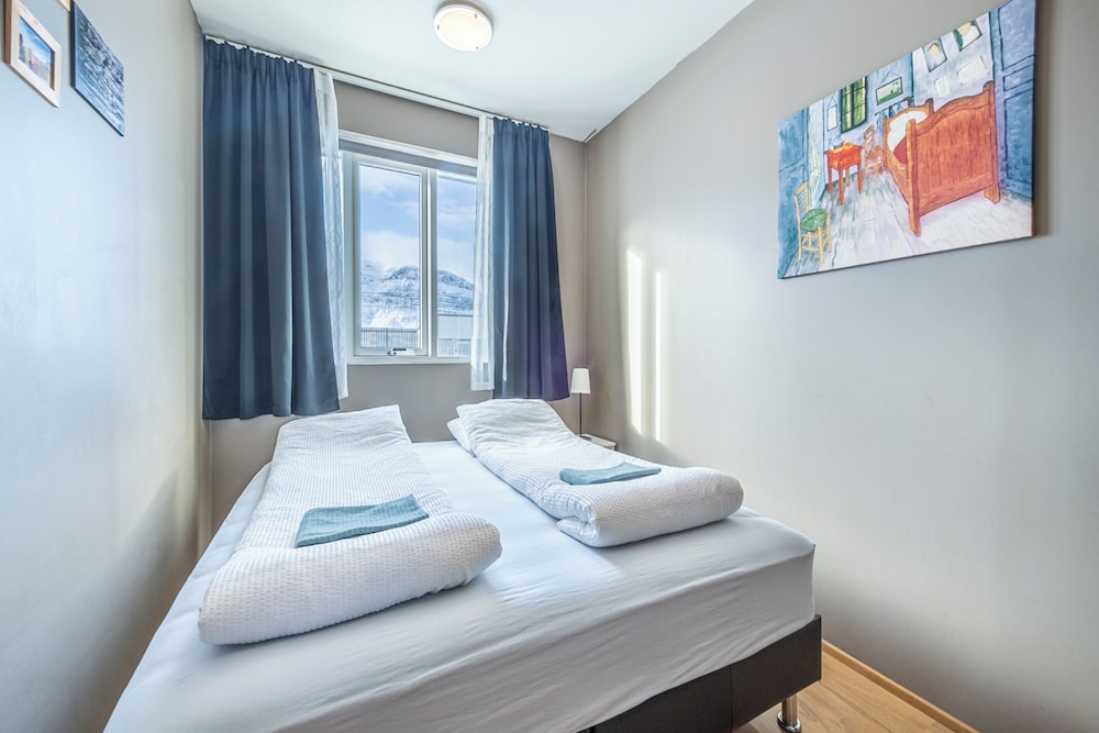 Stöð Guesthouse & Aparments