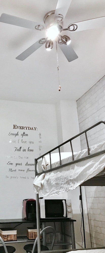 Reyna Express - Hostel photo 5