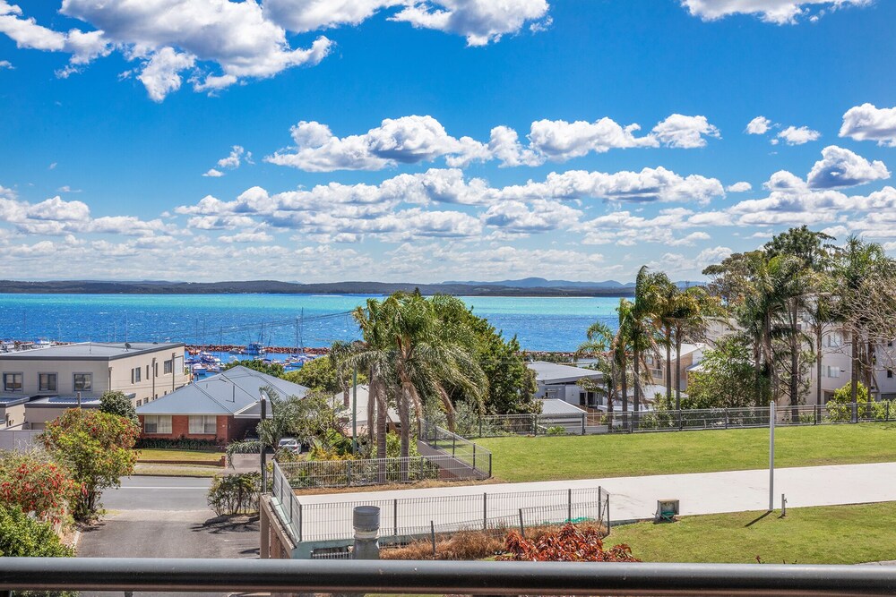 Portside 10 1 Donald Street view 2