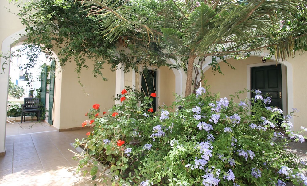 Phevos Villa