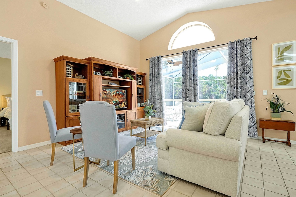 Near Disney & Universal: Family Retreat in Orlando