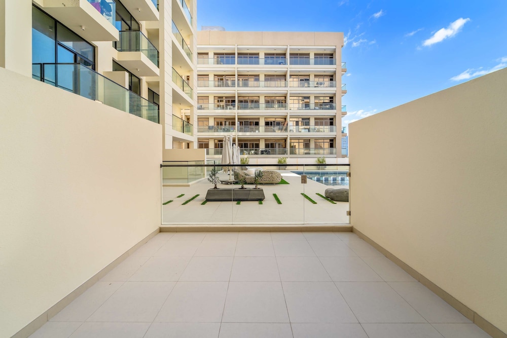 Modern Studio in Al Furjan With Pool gym and Game