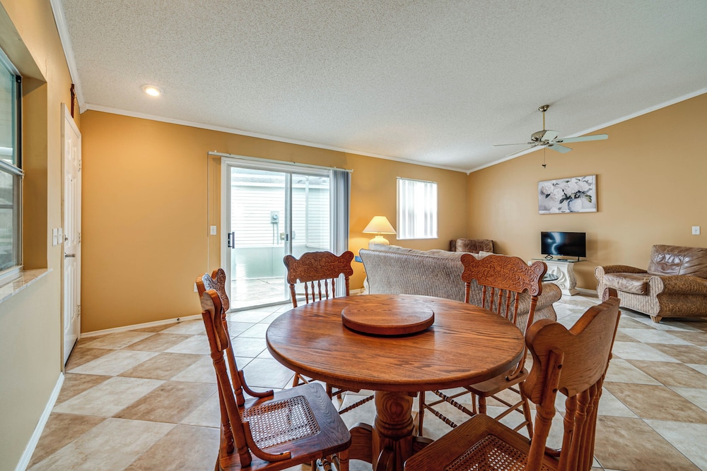 2 Mi to Golfing: Relaxing Retreat in The Villages