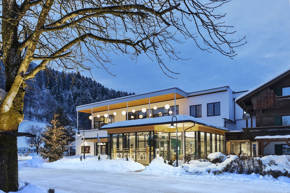 natürlich Hell. Aparthotel & Camping