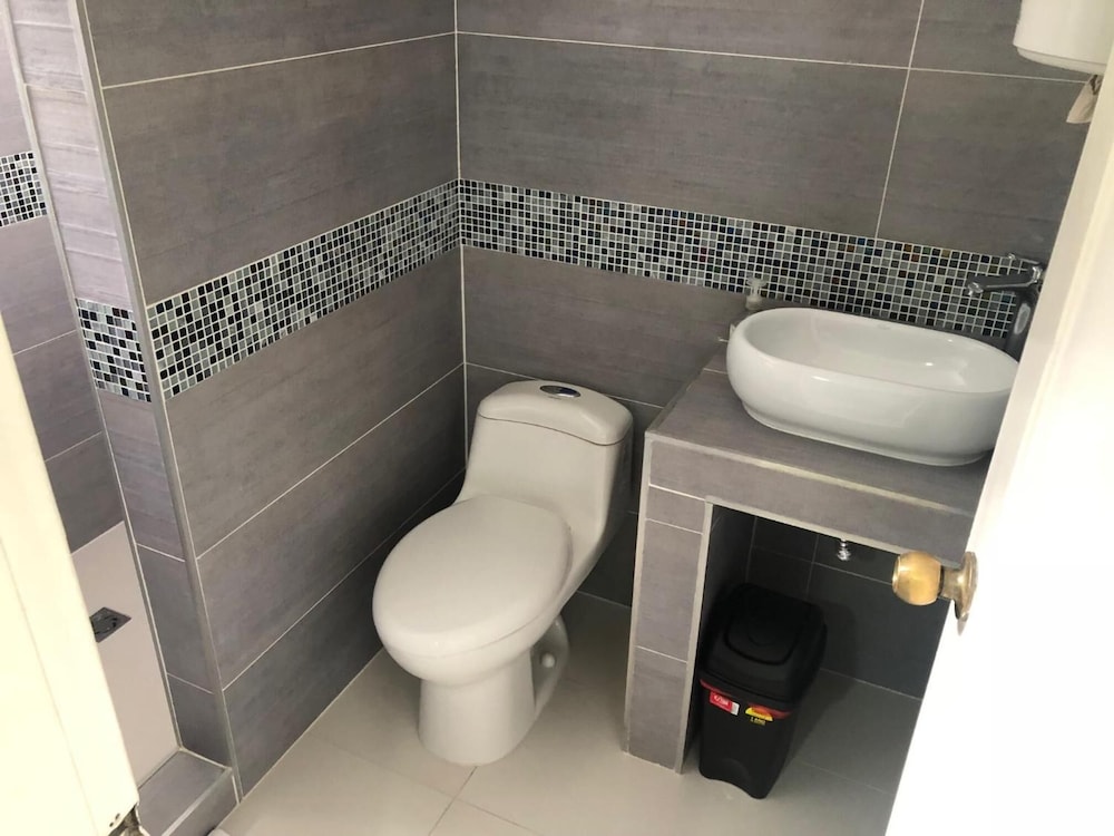 Black Sheep Hostel - Adults Only