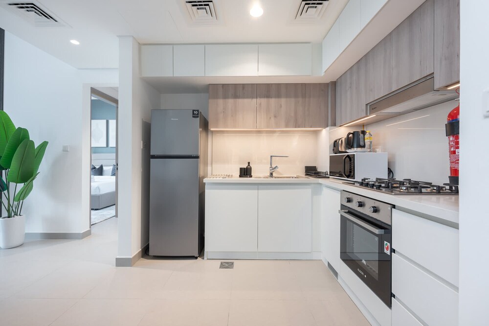 Modern Aesthetic 1-bedroom Apartment in Dubai Hills