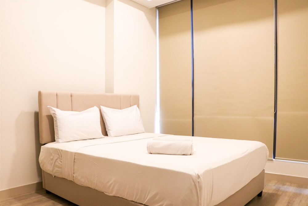 Nice And Elegant 1Br Apartment At Arumaya Residence