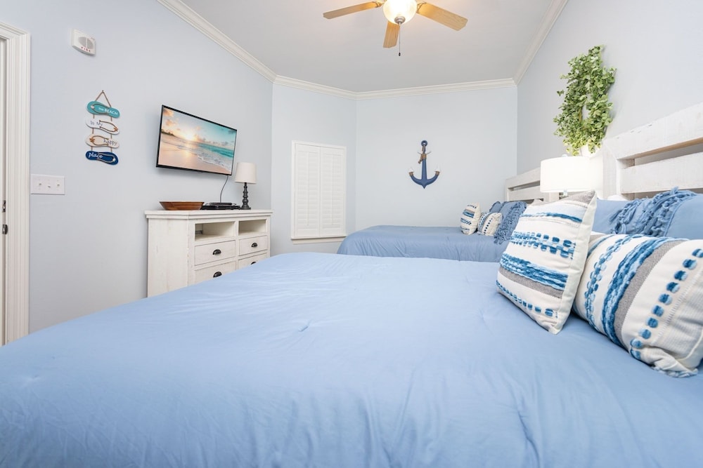 The Oasis 405 Formerly Phoenix West Ii 405 3 Bedroom Condo