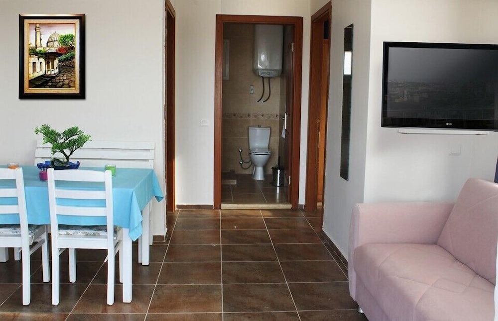 Cesme Marti Apart Otel