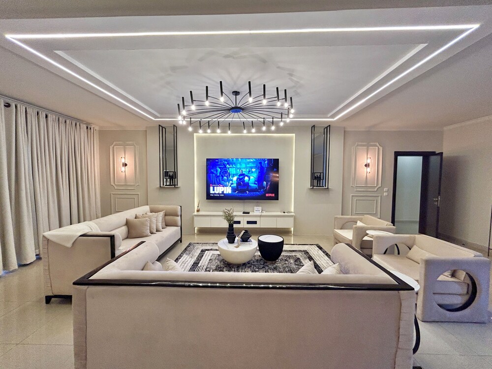 George Residence Banana Island Rd Ikoyi
