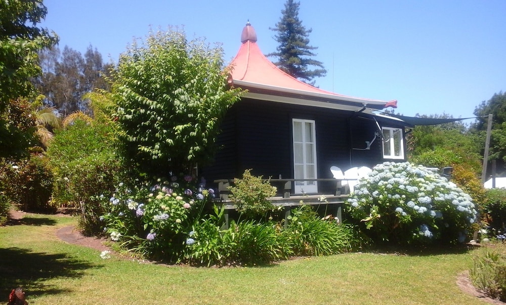 Pagoda Lodge