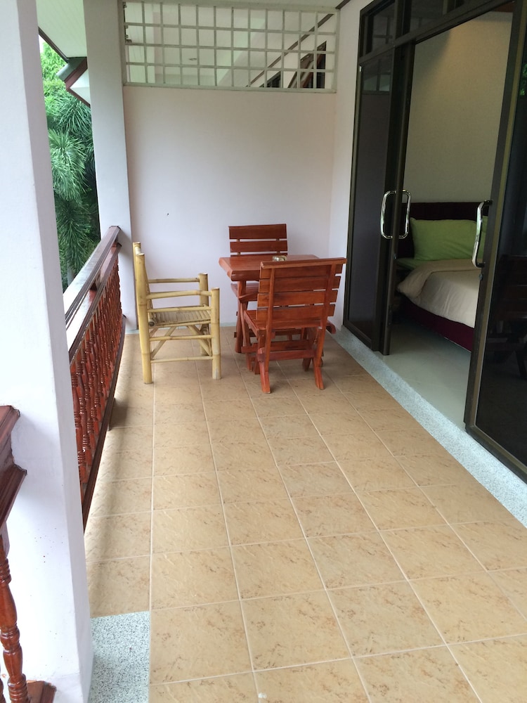 Haad Yao Villa