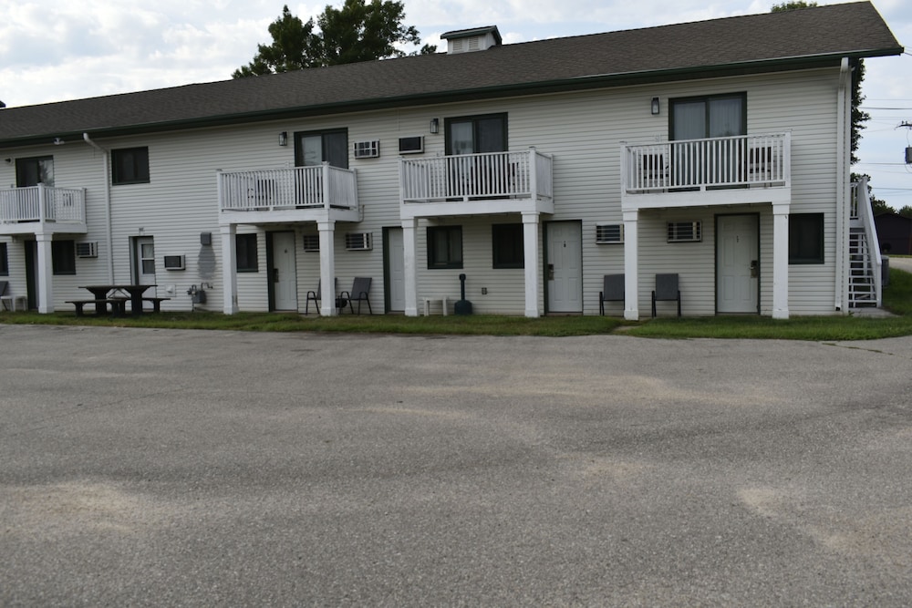 Hampton Motel