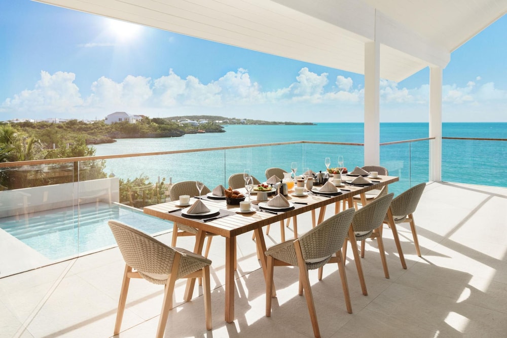 La Mer Villa South Oceanfront Luxury on Sapodilla Bay