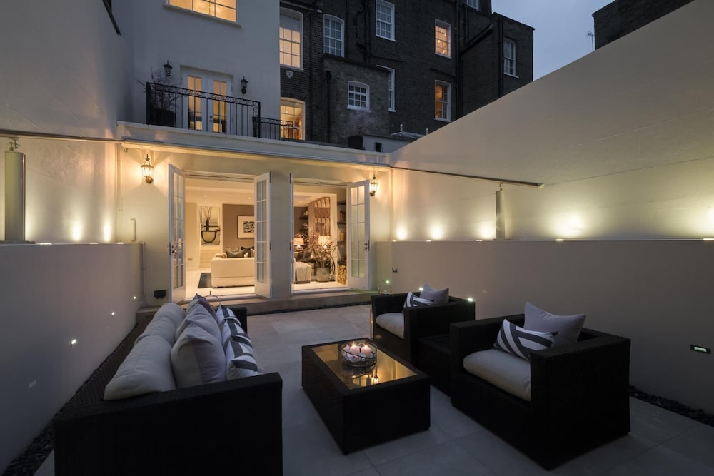 53 Lower Belgrave Street