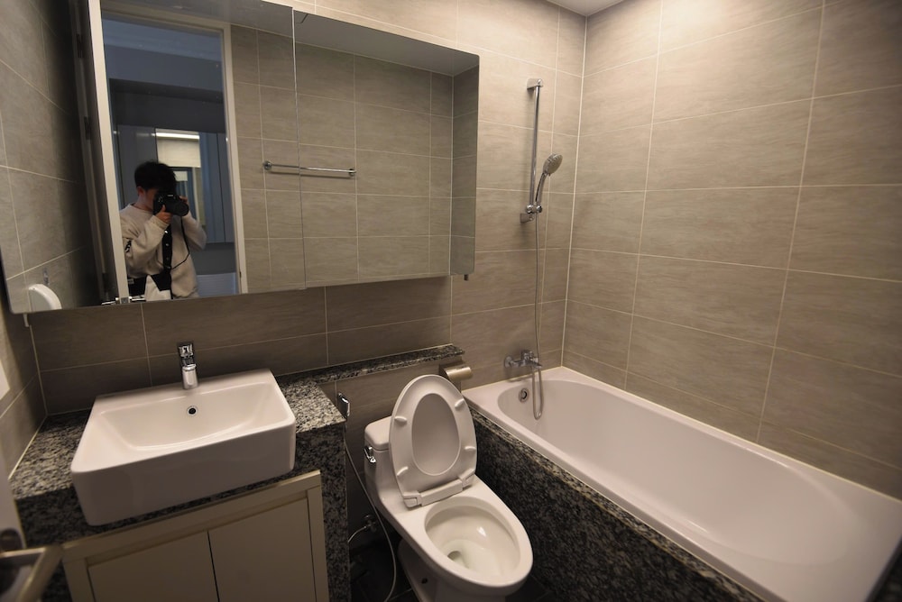 Anstay Apartment in Starlake Daewoo Residence