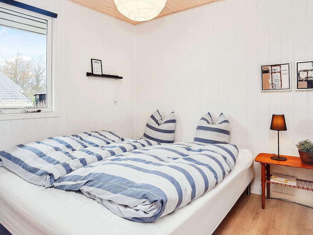 6 Person Holiday Home in Juelsminde