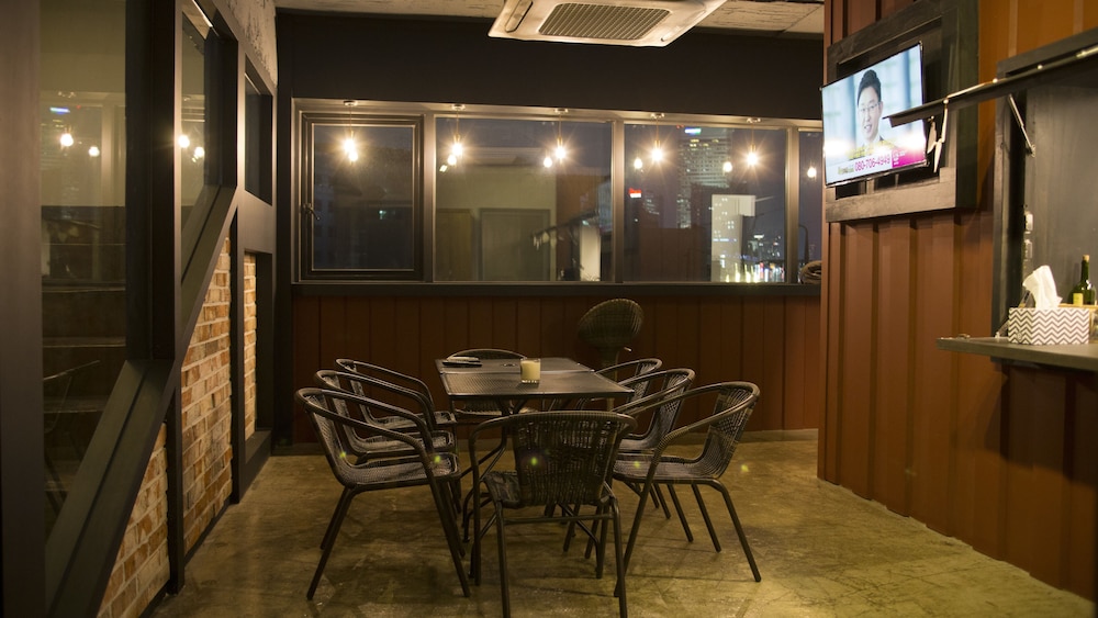 meeting & event spaces