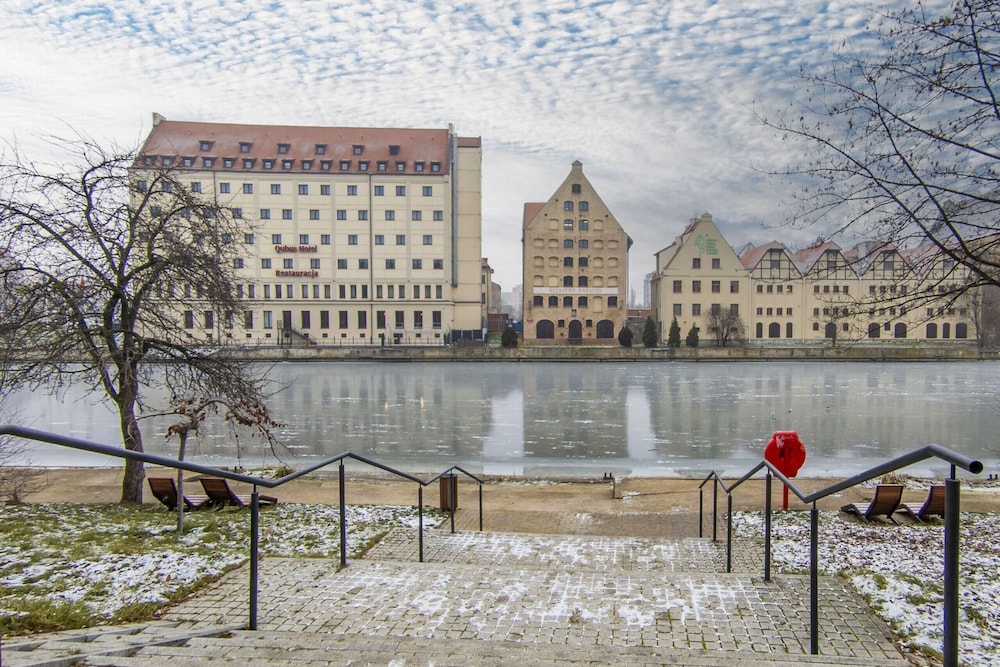 Winter's Residence Apartment by Renters view 4