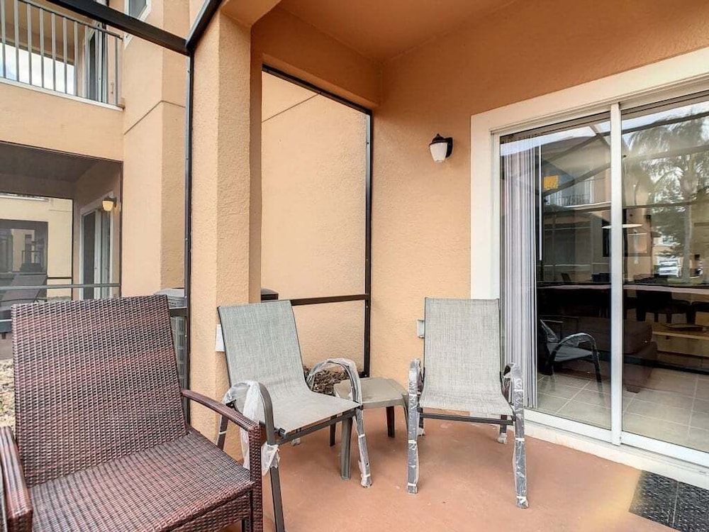 4br Home W Hottub In Regal Oaks Resort Near Disney 4 Bedroom Townhouse