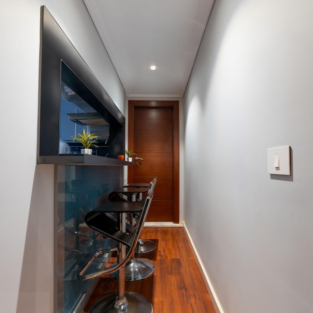 Vesta - Luxury APT - 1BR - Mountain View Residence