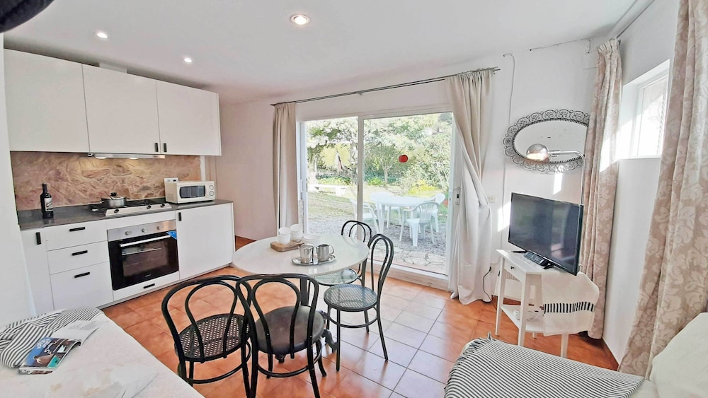 Sirena in Llafranc With 1 Bedrooms and 1 Bathrooms