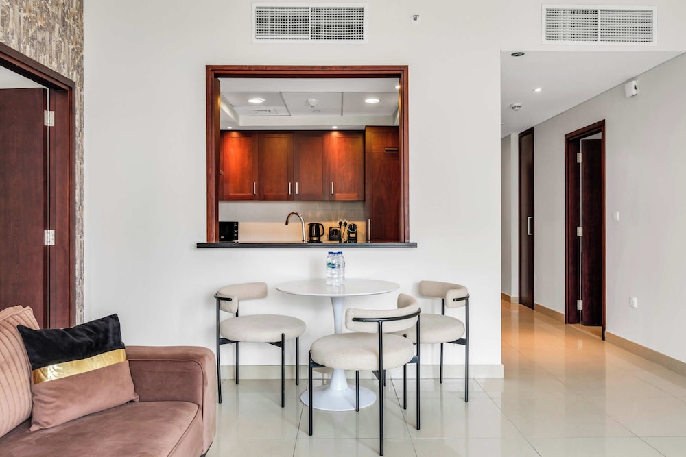 Bellavista- 1 Bedroom Apartment- 29 BLVD