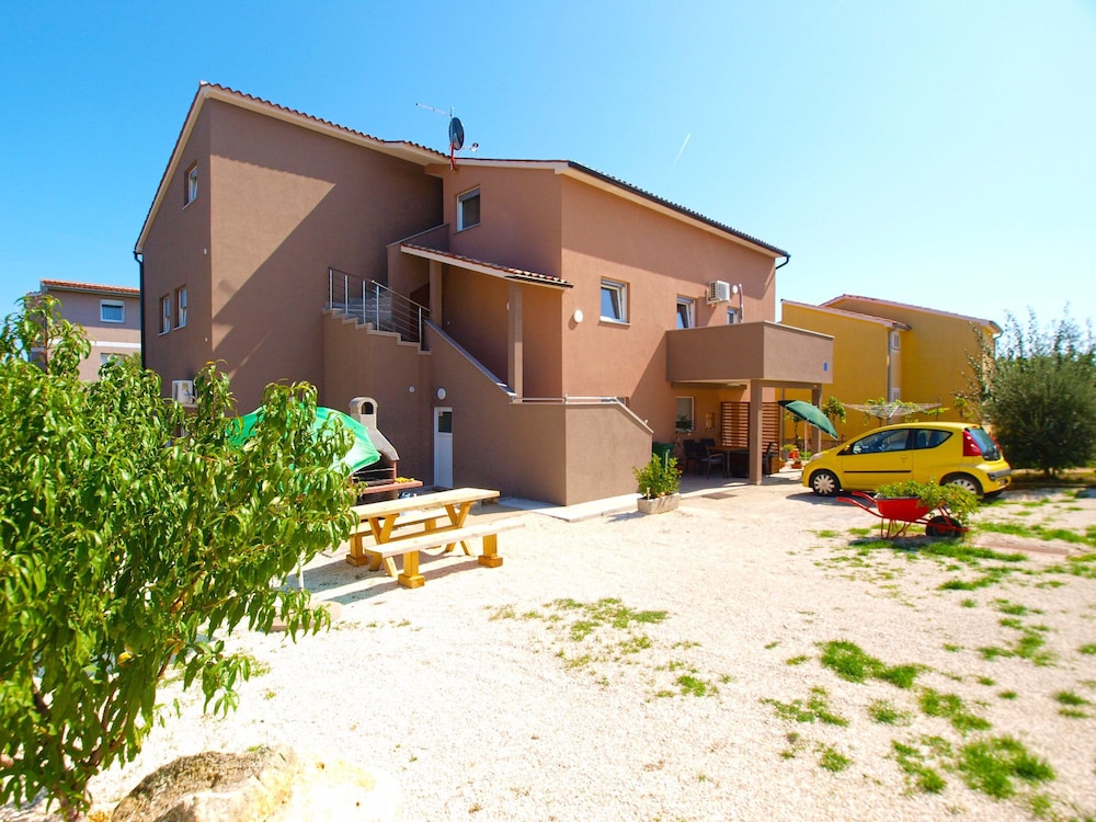 Apartments Dario 1480