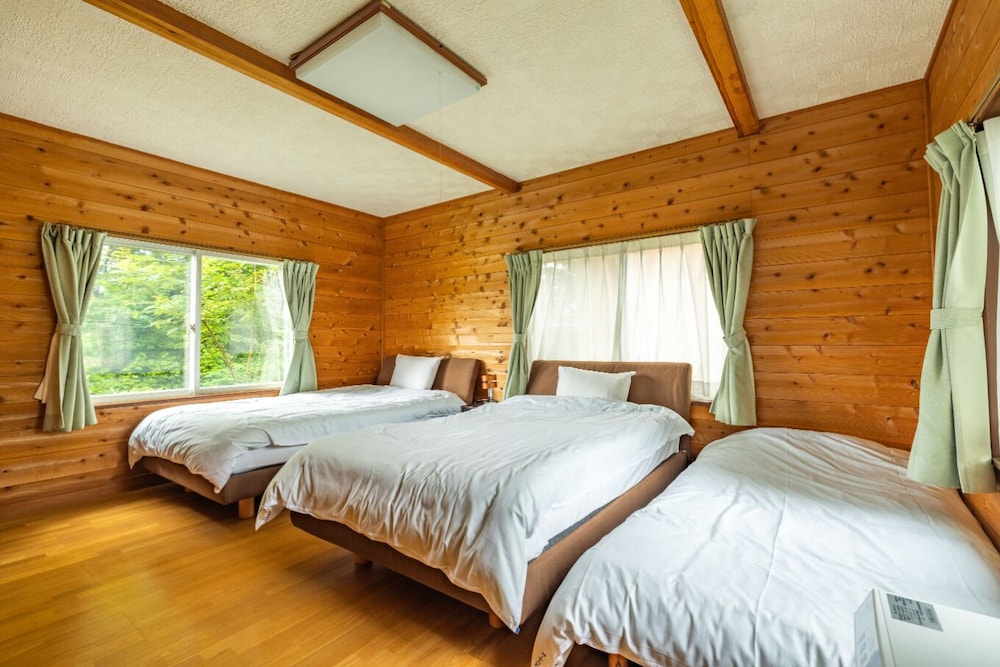 Reposer Hakuba