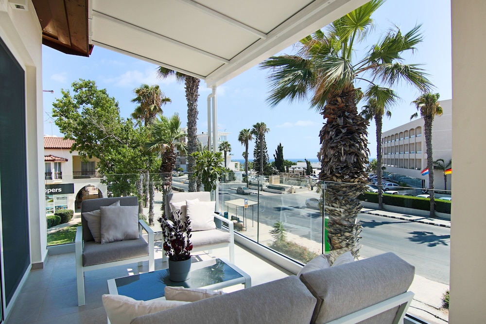 Phaedrus Living: Seaview Luxury Flat Limnaria 114 view 2