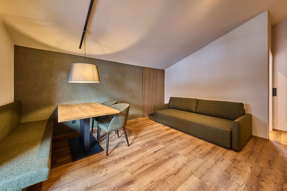 MiLa Apartments