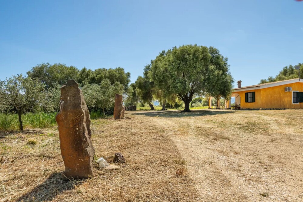 Lovely Cottage With Garden Near Orosei