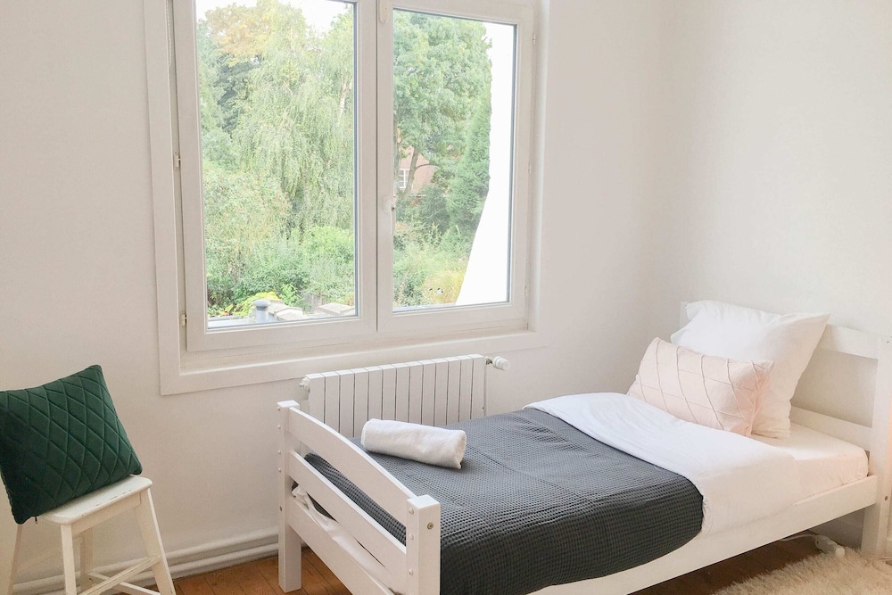 Cozy Hackney Apartment