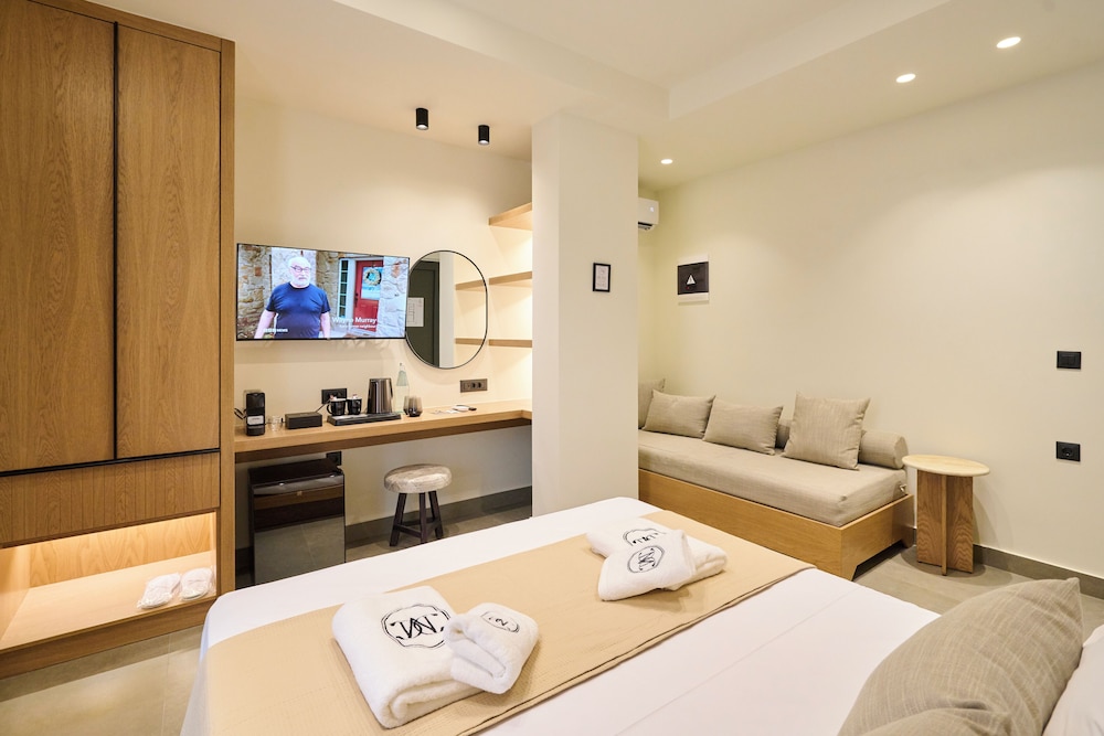 Monarco Executive Rooms