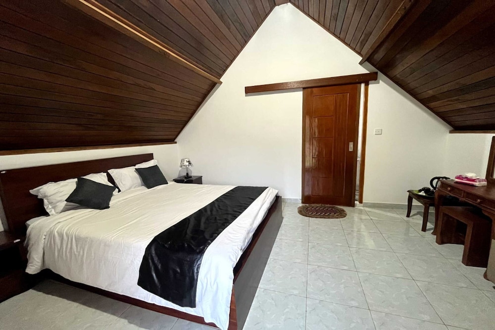 Belvilla Serene Paradise Resort Batur Hot Spring view 2