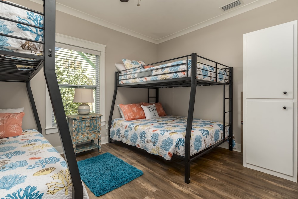 Bienville Bungalow - 304 Bienville Blvd 2 Bedroom Home