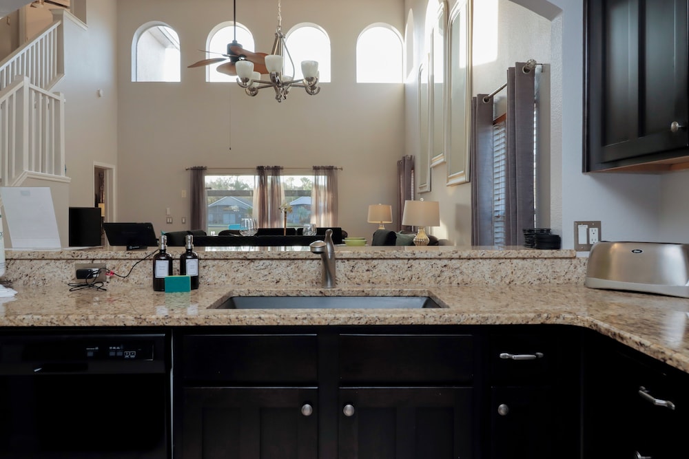 Lakeview 6Br W/ Pool, Hot Tub & Near Theme Parks