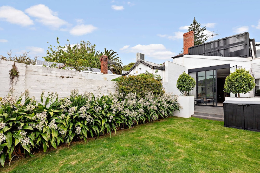 The Toorak Terrace Luxury Victorian Home