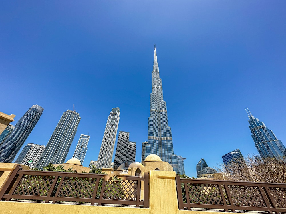 HiGuests - Souk Al Bahar