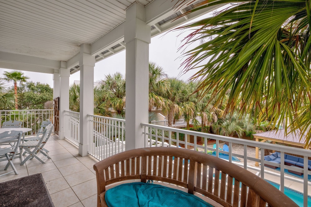 A Piece of Heaven by Avantstay Private Pool Sleeps 14 Pet-friendly