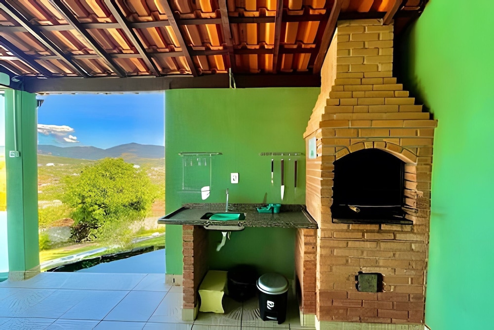 Chácara com piscina aquecida- Perdões