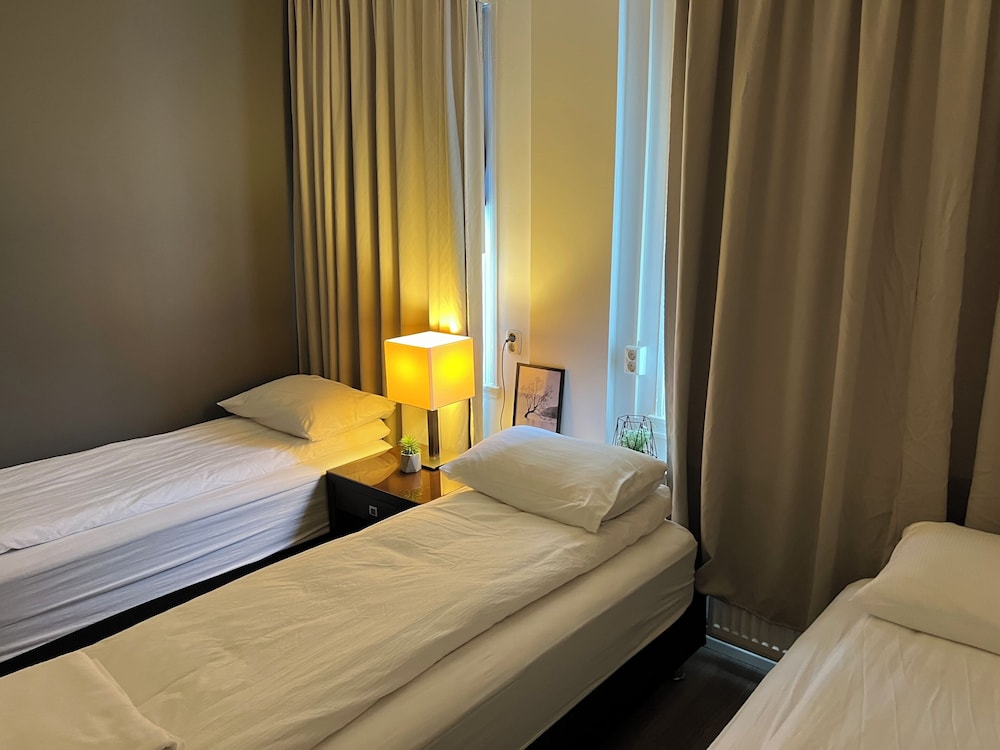 Castle Guesthouse