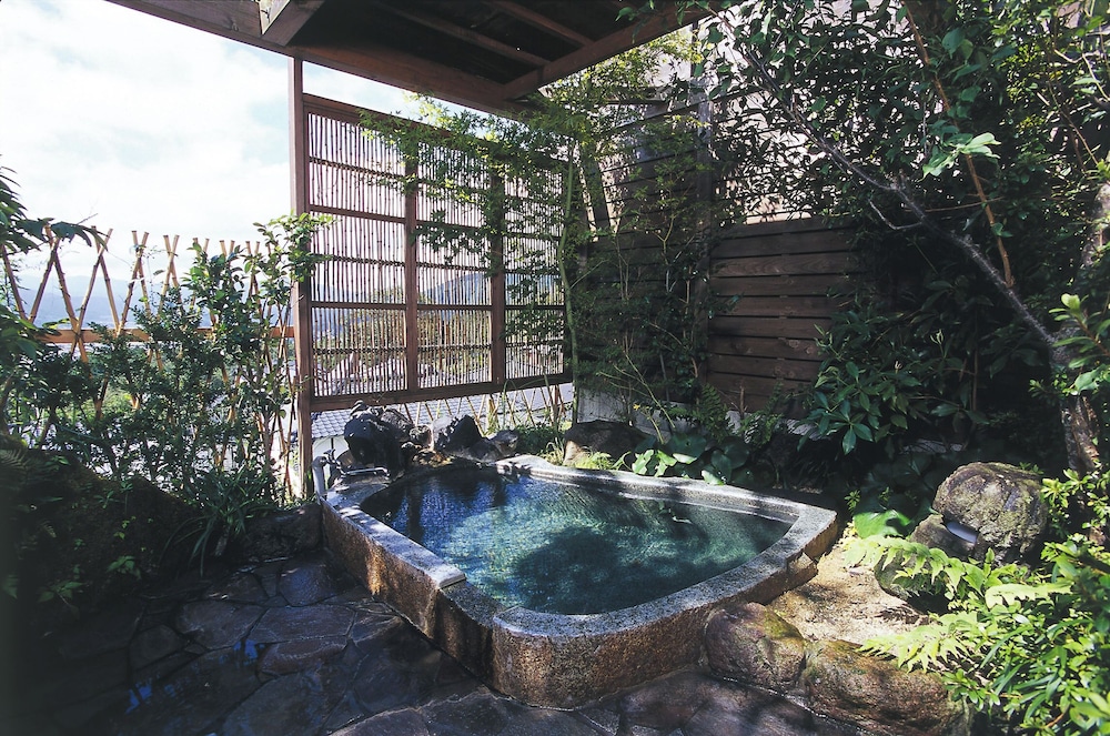 onjyuku yagura