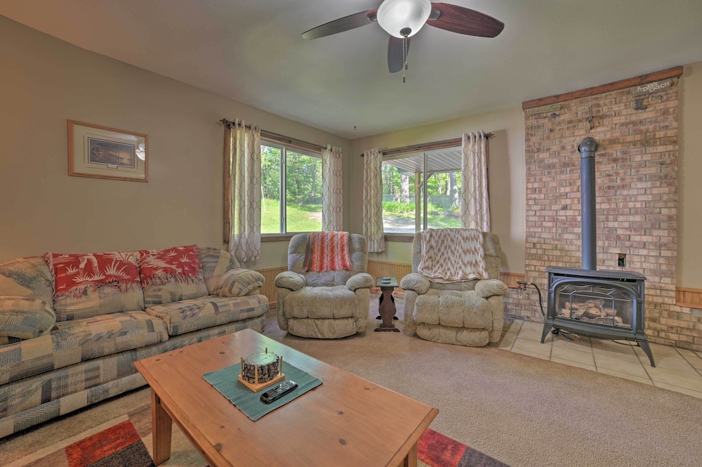 Rustic Wooded Retreat w/ Fire Pit, Near Trails! view 4