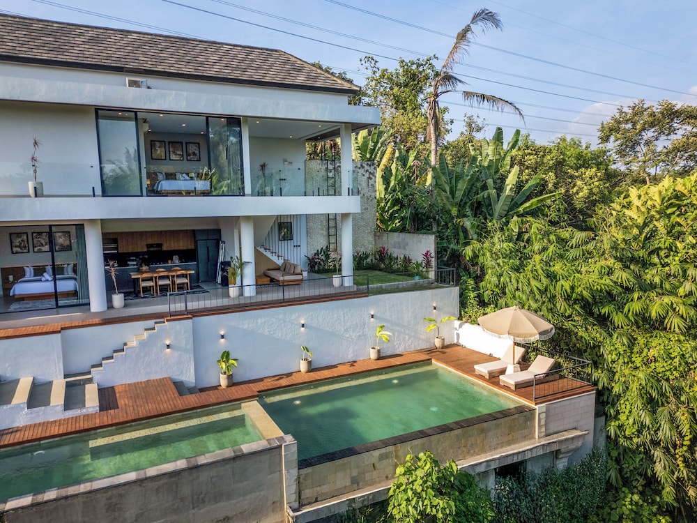 Jungle Breeze Villa by Betterplace