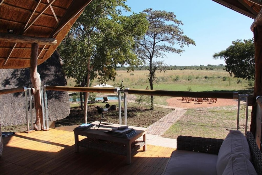 Elephant's Eye, Hwange